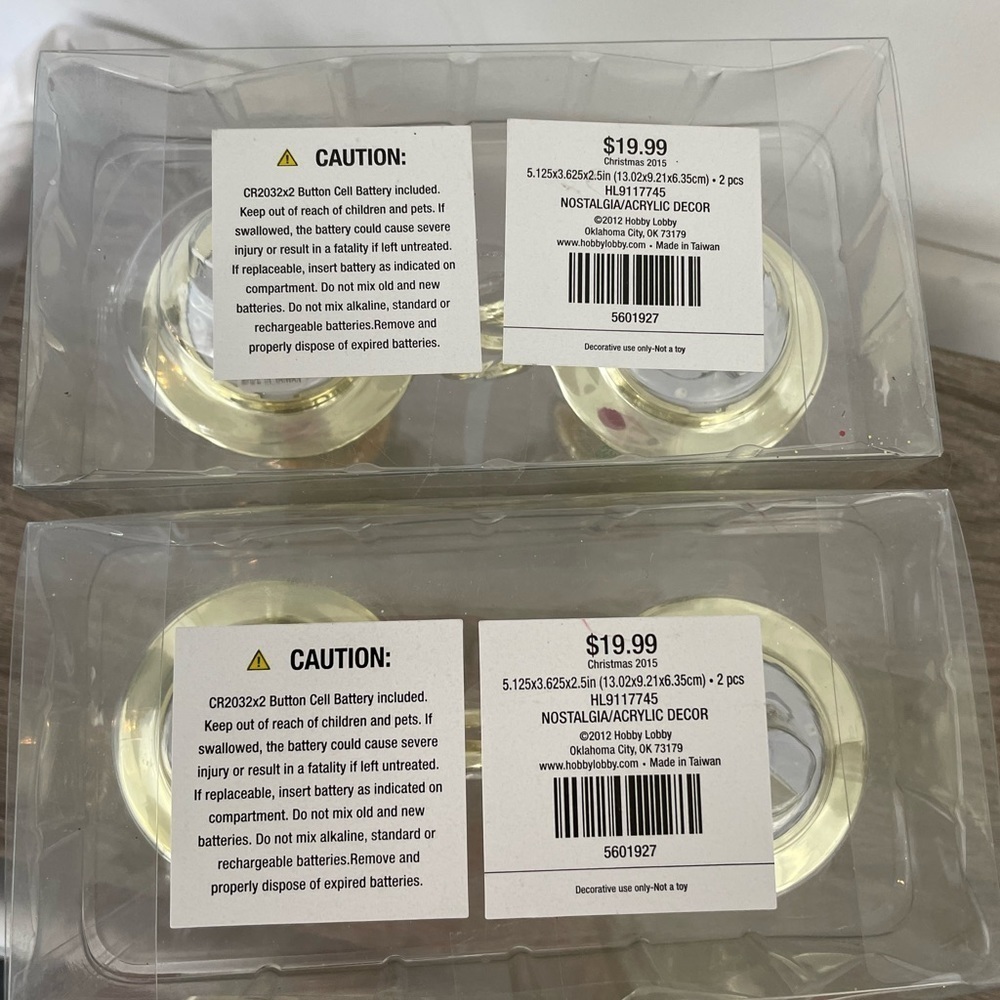 NWT 2 Packs of 2 Candle Decor Battery Clips Gold Sparkle Holly Holiday Christmas - Picture 10 of 11